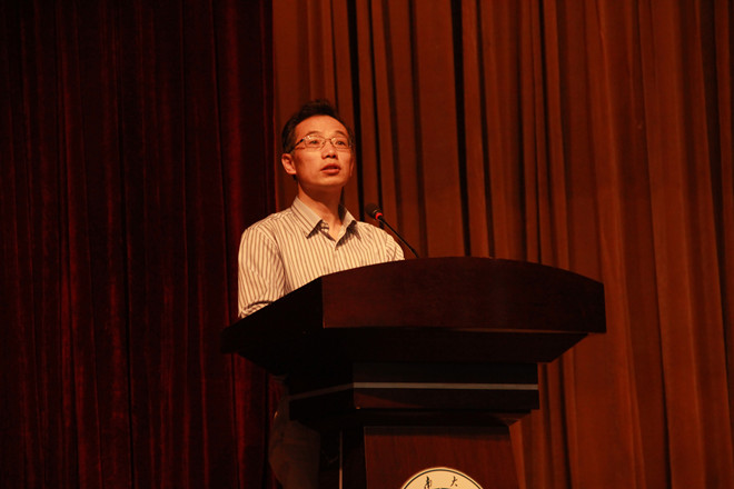 色情网站
2015外语节开幕式暨外语配音大赛决赛成功举办